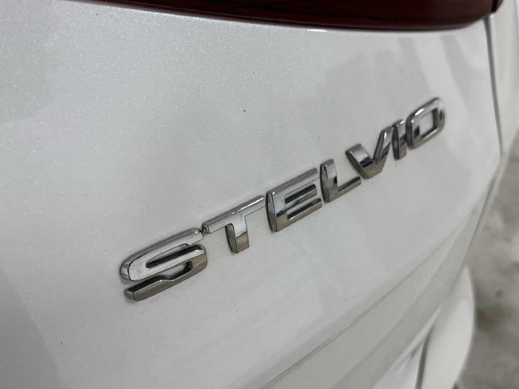 2018 Alfa Romeo Stelvio Ti