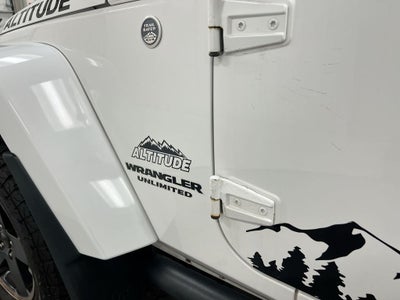 2012 Jeep Wrangler Unlimited Sahara Altitude