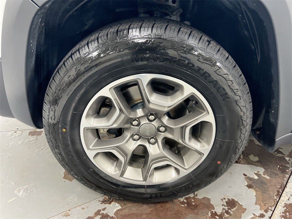 2022 Jeep Cherokee Trailhawk