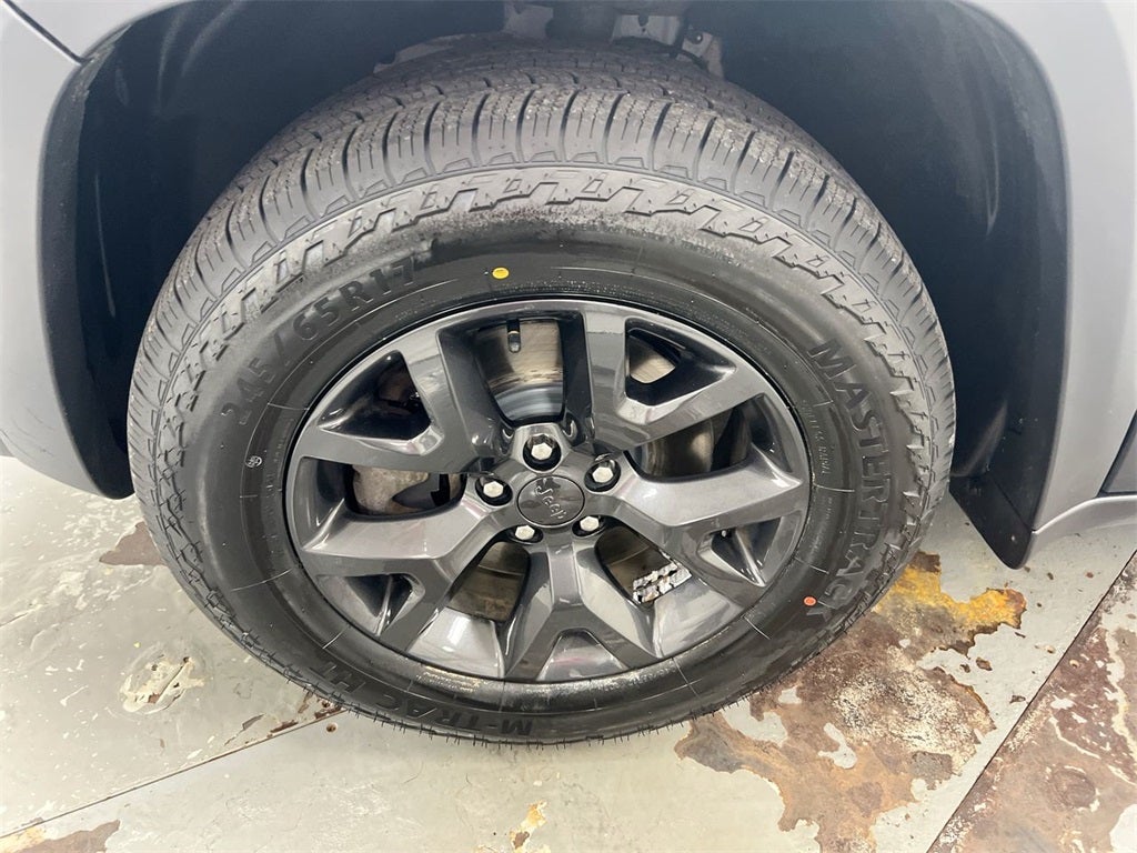 2020 Jeep Cherokee Latitude