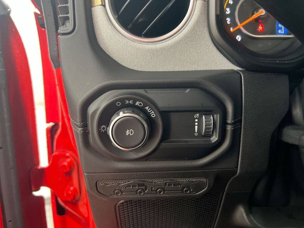 2025 Jeep Wrangler Sahara