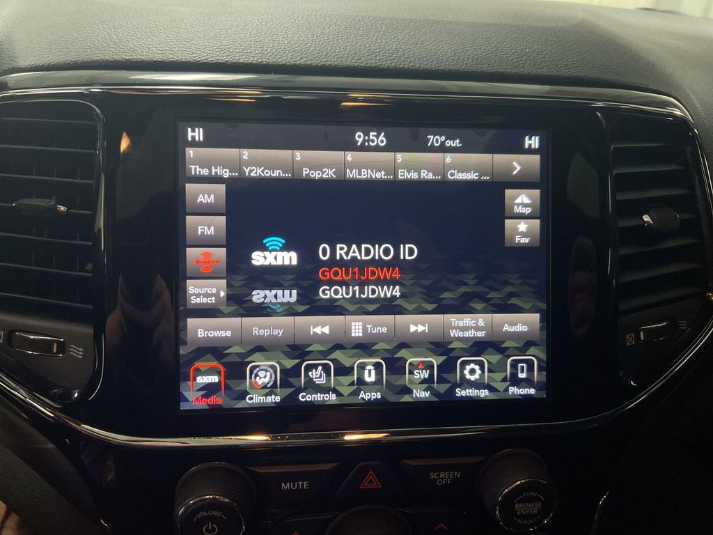 2020 Jeep Grand Cherokee Laredo