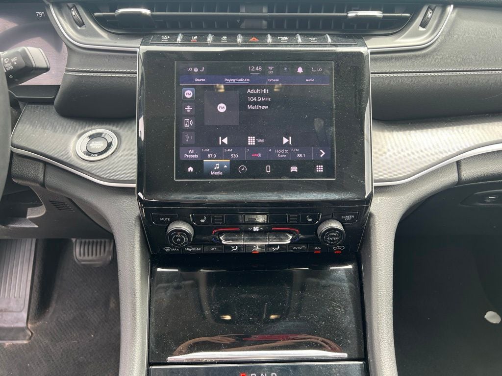 2023 Jeep Grand Cherokee Laredo