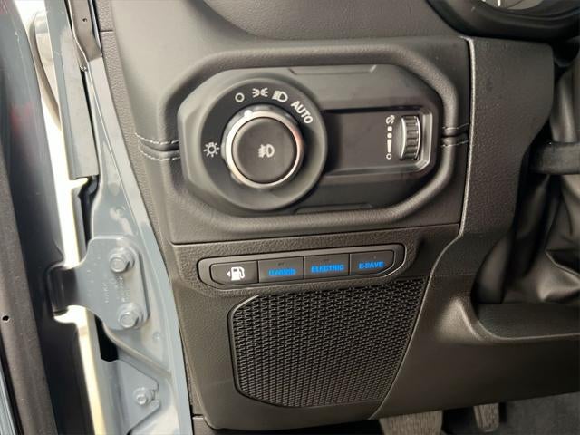 2024 Jeep Wrangler Sahara 4xe