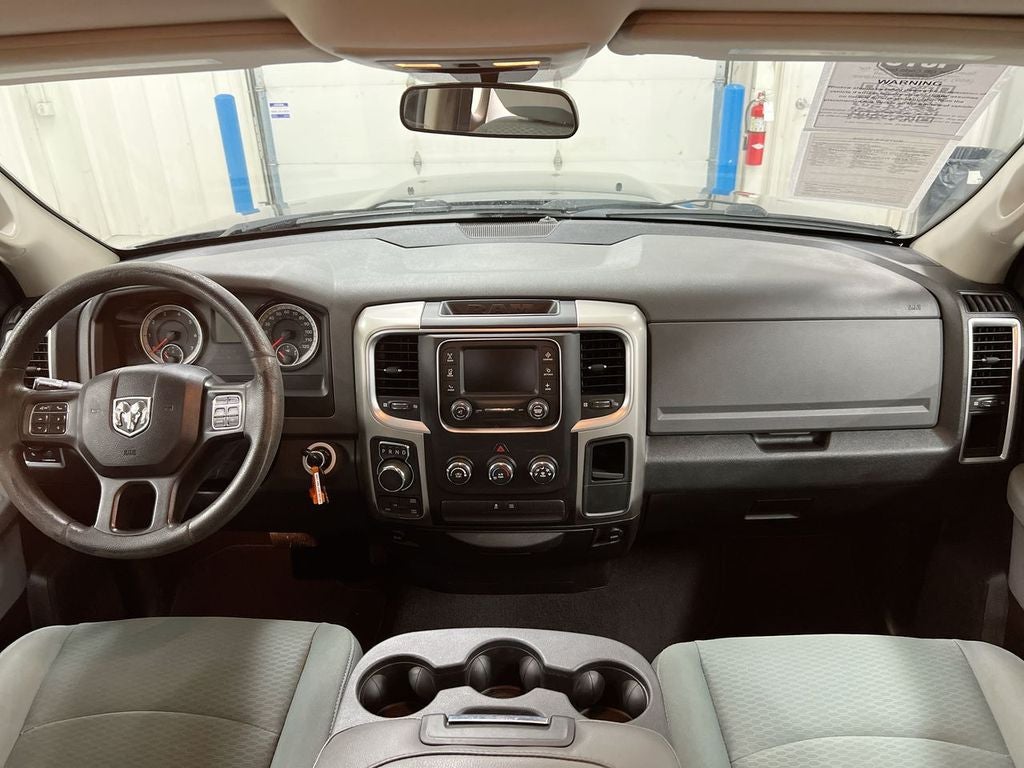2017 RAM 1500 SLT