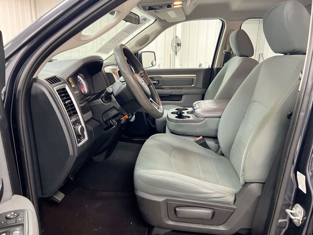 2017 RAM 1500 SLT