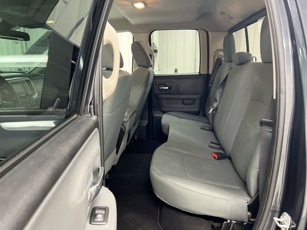 2017 RAM 1500 SLT