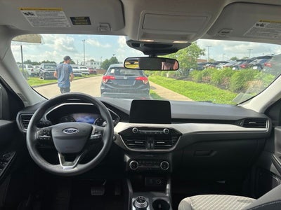 2022 Ford Escape Hybrid SE