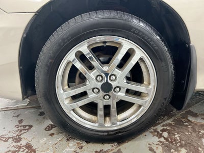 2004 Chevrolet Cavalier Base