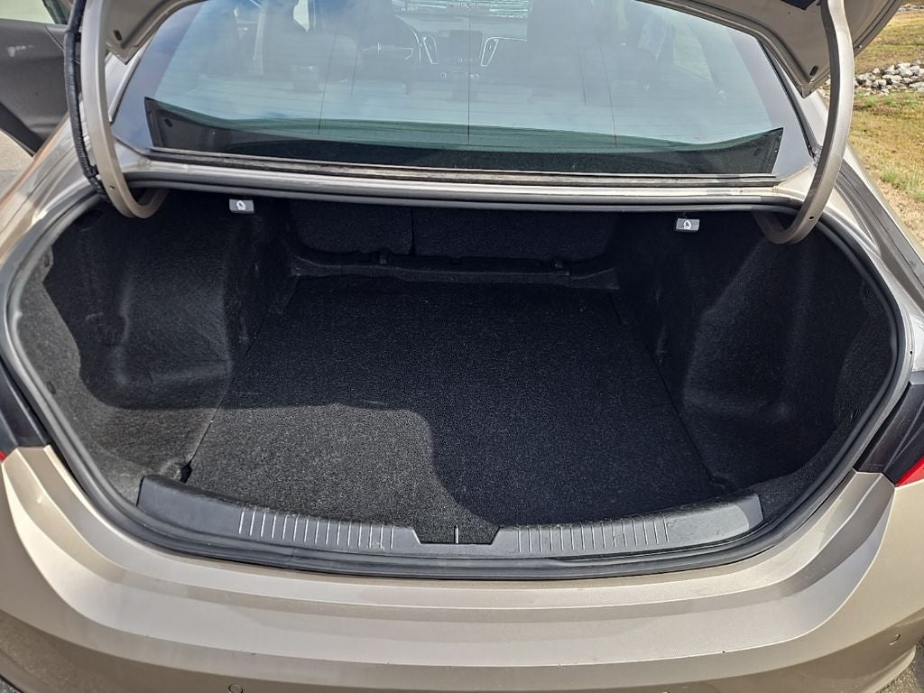 2025 Chevrolet Malibu LT