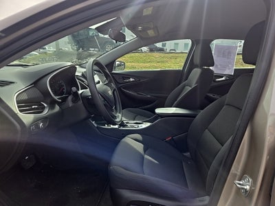 2025 Chevrolet Malibu LT