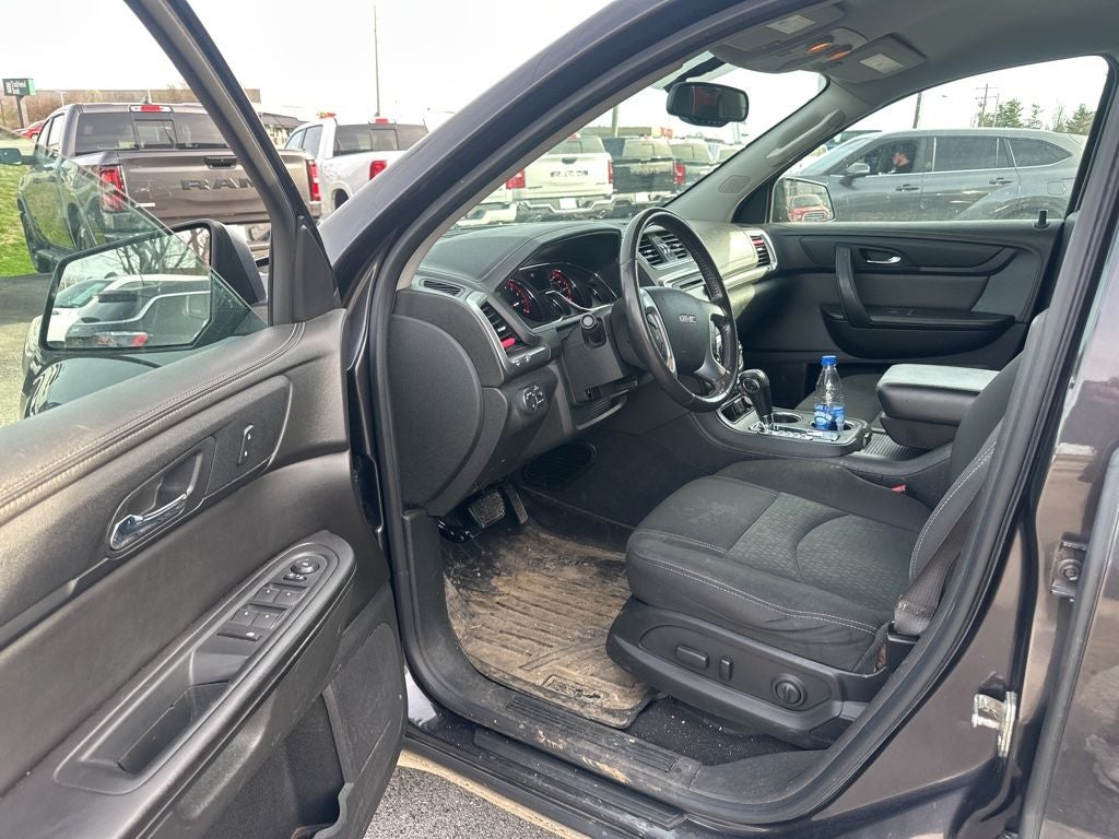 2015 GMC Acadia SLE-2