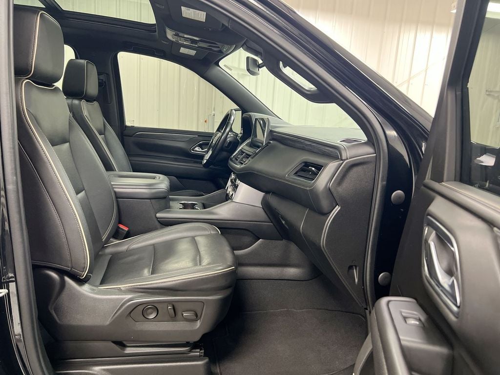 2022 GMC Yukon XL SLT