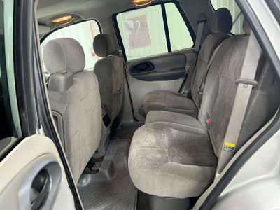 2004 Chevrolet TrailBlazer LS