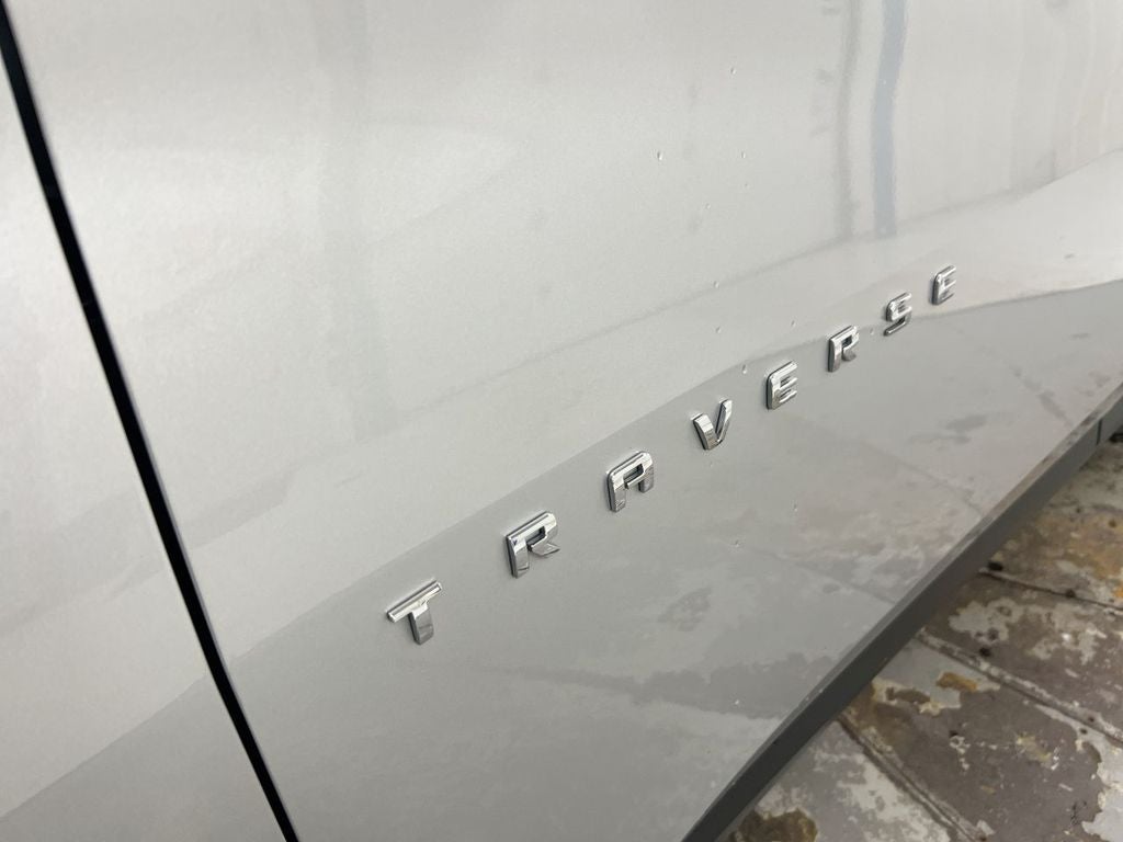 2021 Chevrolet Traverse LT