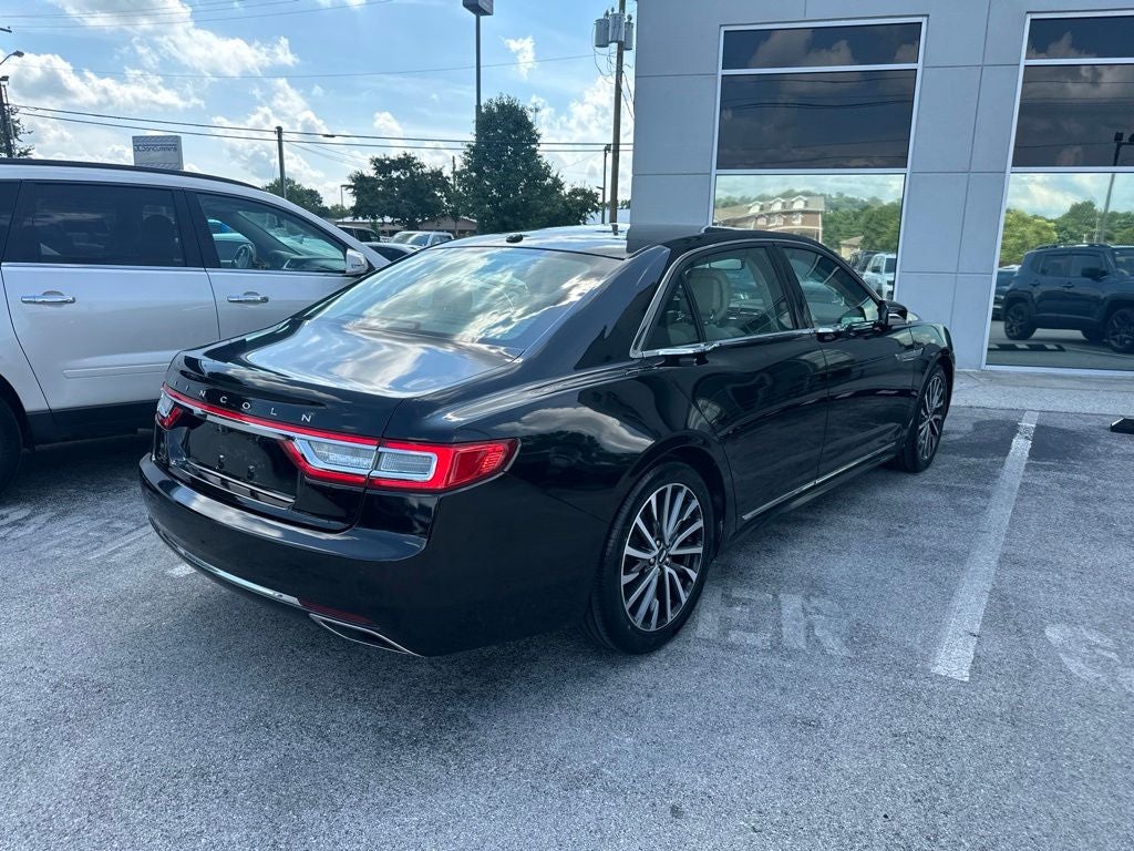 2017 Lincoln Continental Select