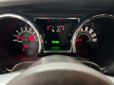 2005 Ford Mustang GT Deluxe