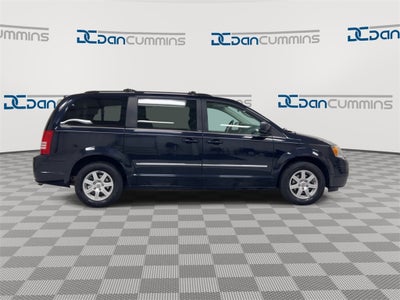 2010 Chrysler Town & Country Touring