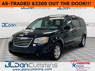 2010 Chrysler Town &amp; Country Touring