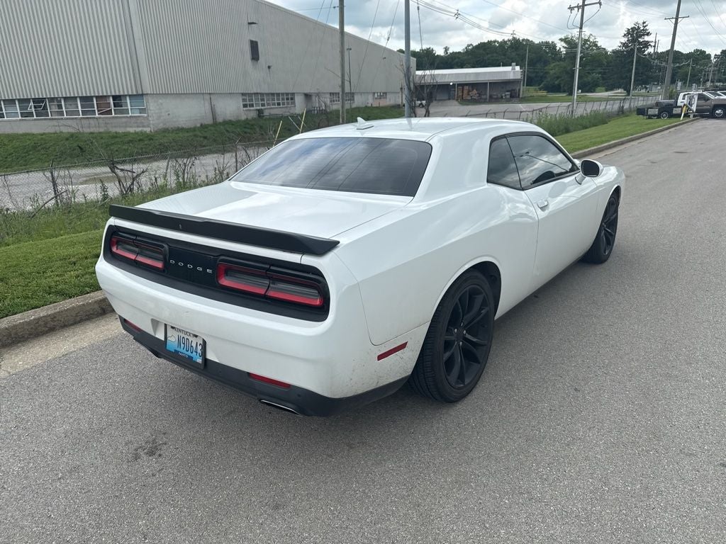 2016 Dodge Challenger SXT