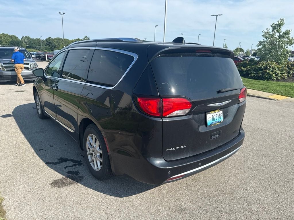 2020 Chrysler Pacifica Touring L
