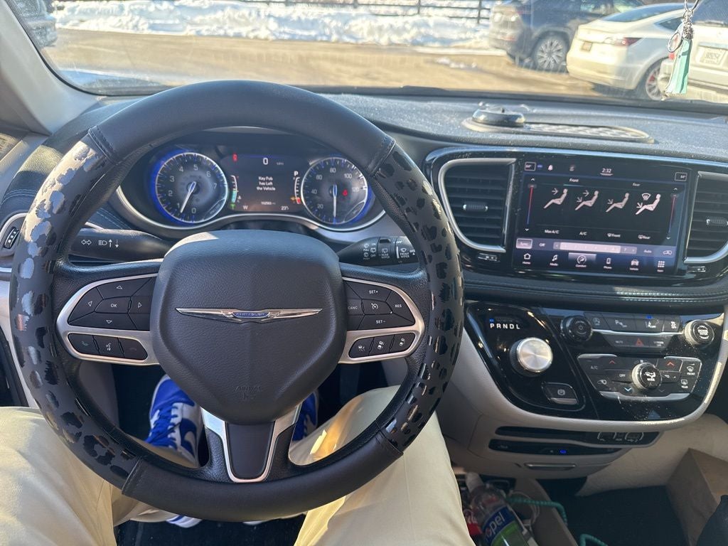 2021 Chrysler Pacifica Touring