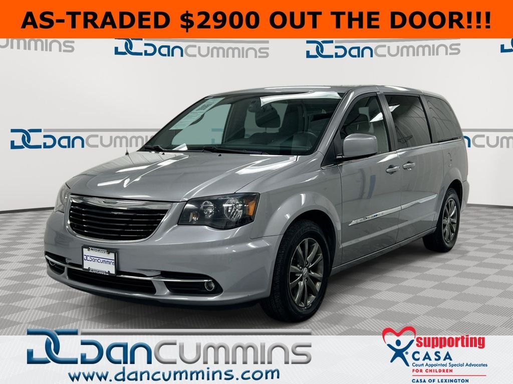 2015 Chrysler Town & Country S