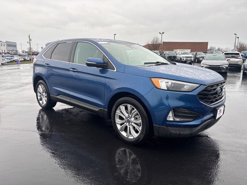 2022 Ford Edge Titanium