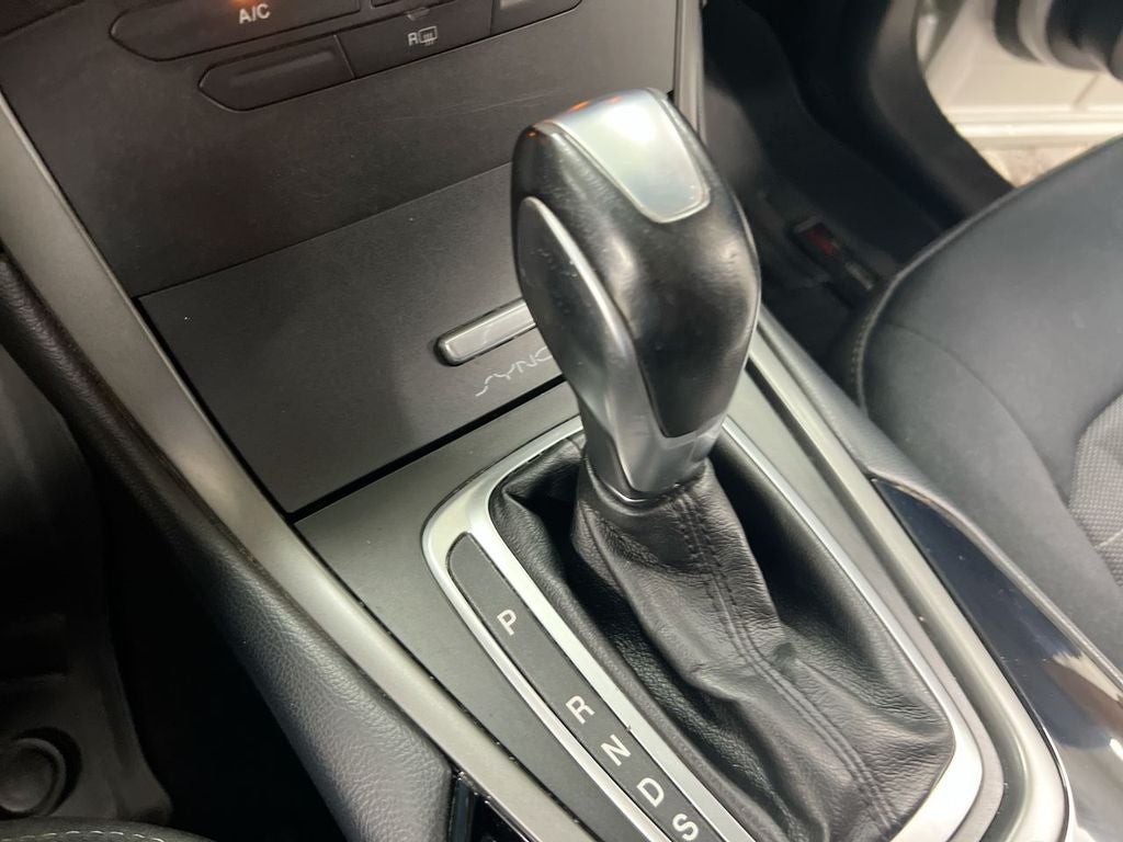 2015 Ford Edge SE