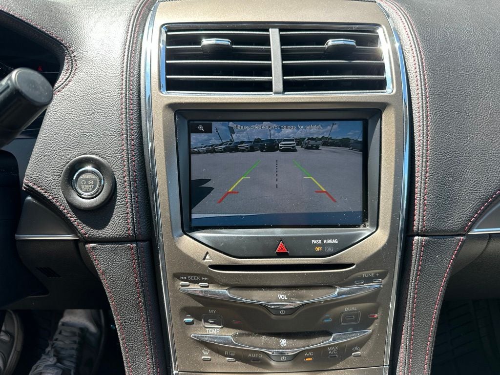 2015 Lincoln MKX Base