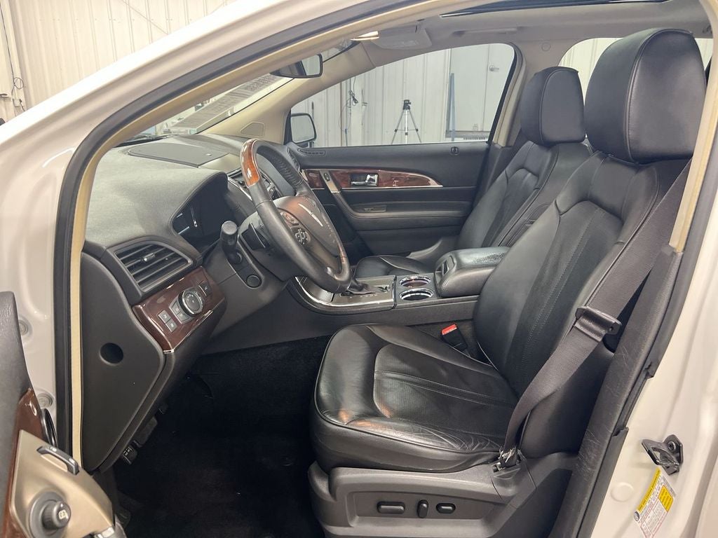 2015 Lincoln MKX Base