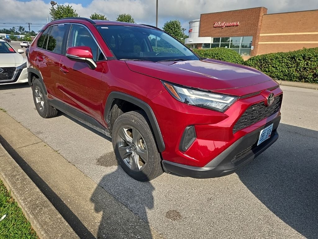 2025 Toyota RAV4 XLE