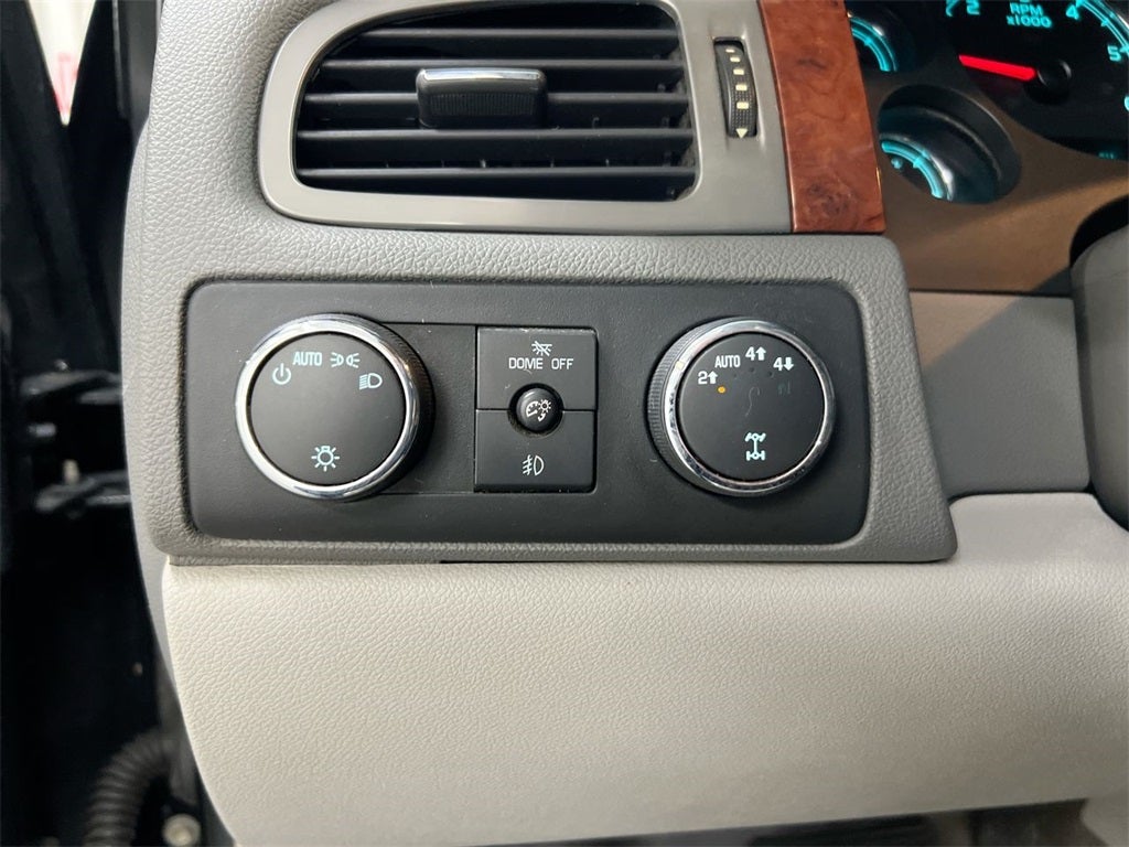 2013 Chevrolet Avalanche 1500 LTZ