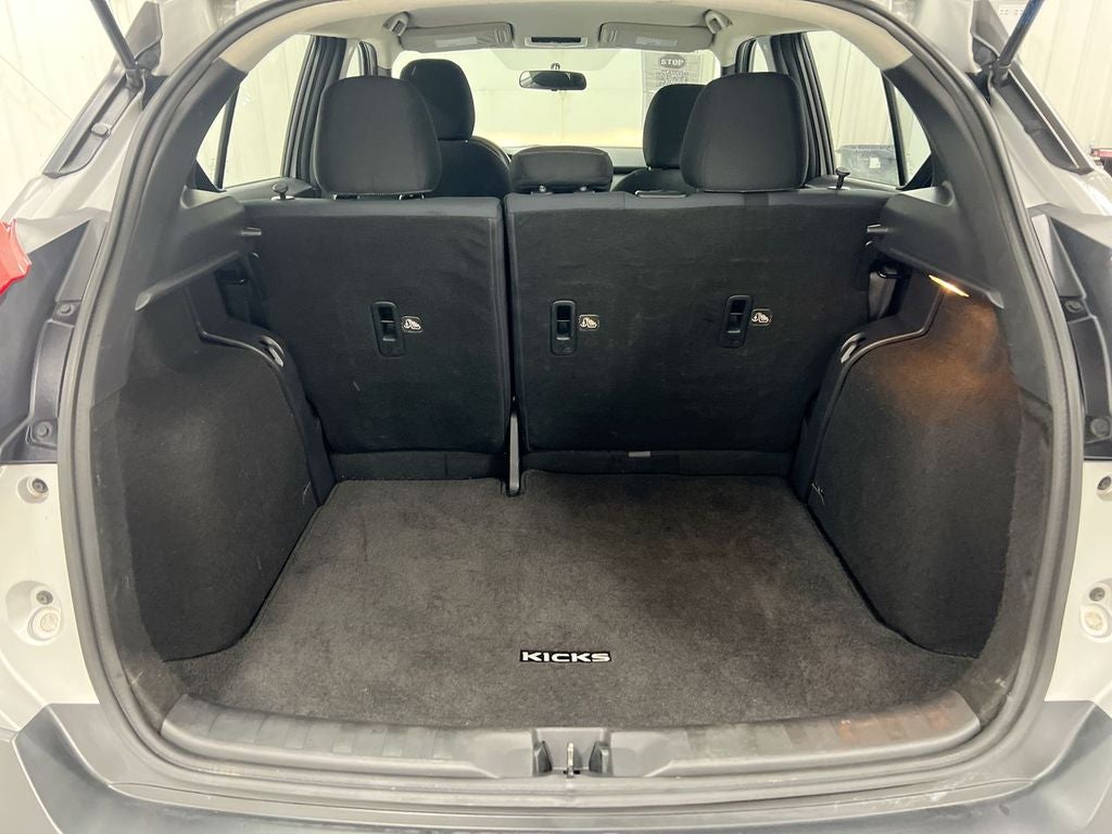2019 Nissan Kicks SV