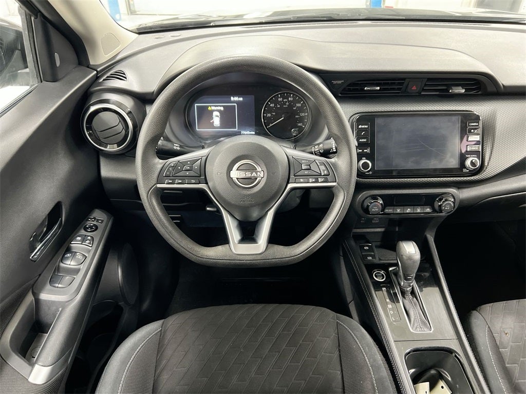2022 Nissan Kicks SV