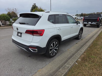 2024 Volkswagen Taos 1.5T SE