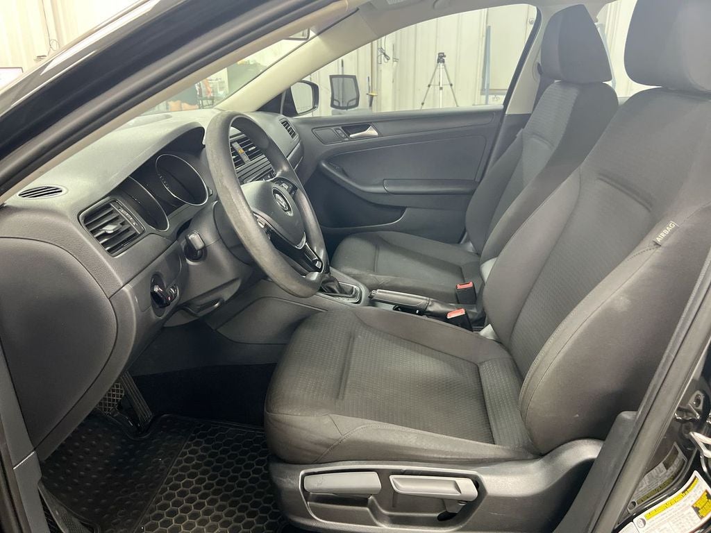 2015 Volkswagen Jetta 2.0L S