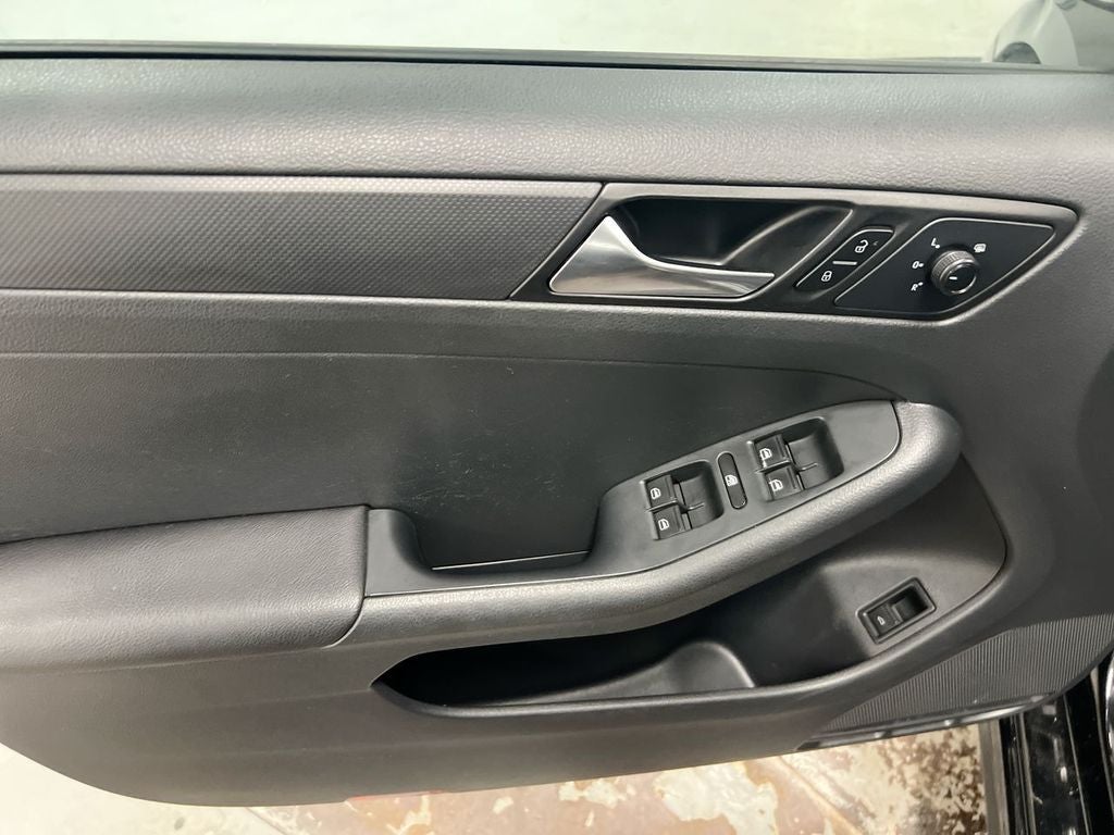 2015 Volkswagen Jetta 2.0L S