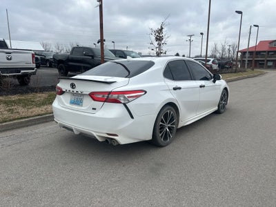 2020 Toyota Camry SE