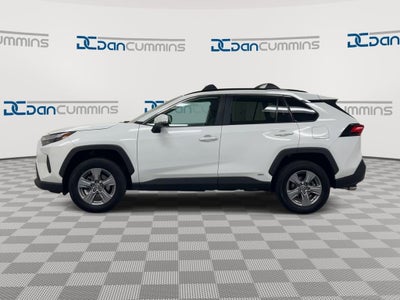 2022 Toyota RAV4 Hybrid XLE