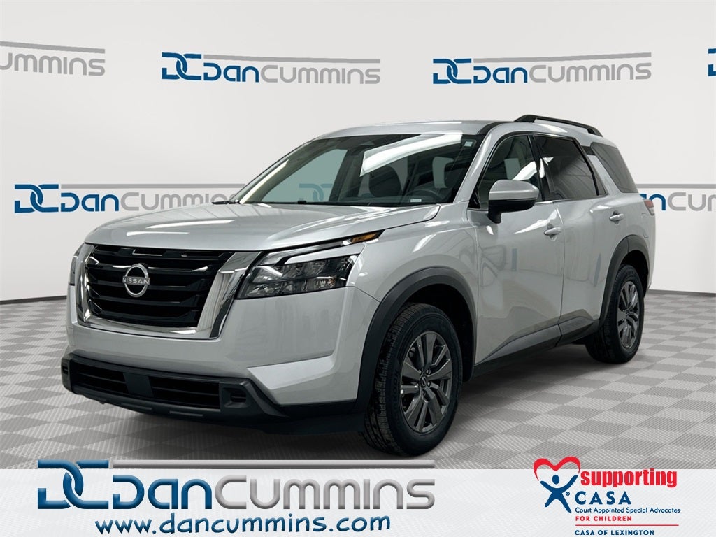 2024 Nissan Pathfinder SV