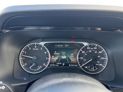 2024 Nissan Pathfinder SV