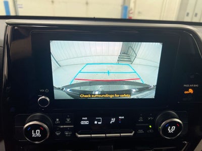 2024 Toyota Highlander Hybrid LE