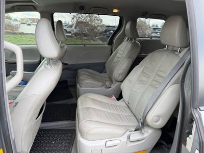 2012 Toyota Sienna XLE