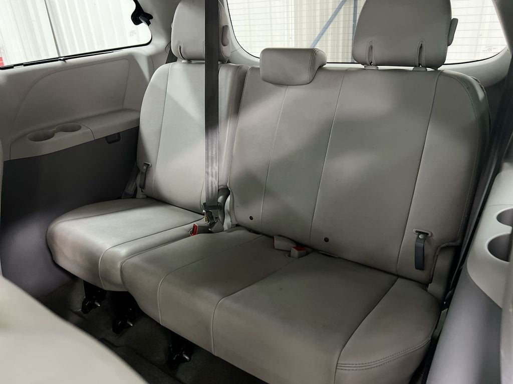 2012 Toyota Sienna XLE