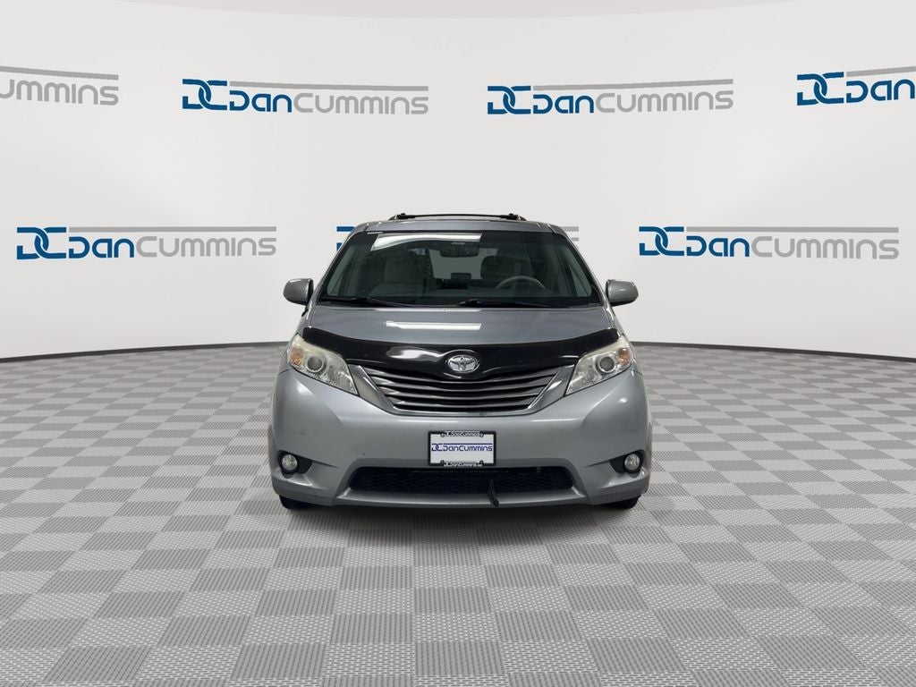 2012 Toyota Sienna XLE