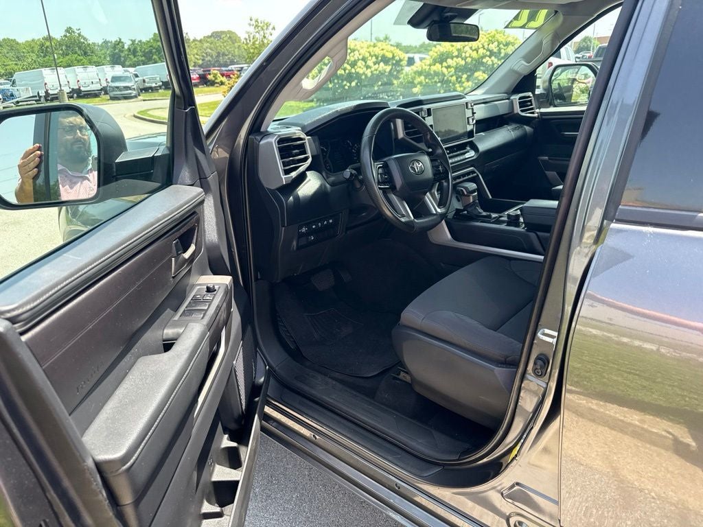 2022 Toyota Tundra SR5