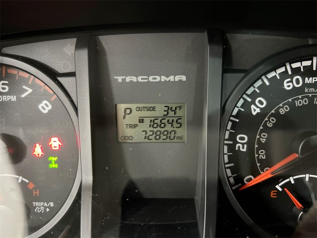 2017 Toyota Tacoma SR