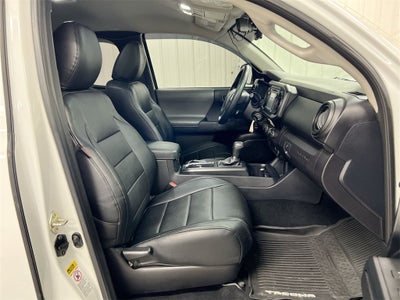 2017 Toyota Tacoma SR