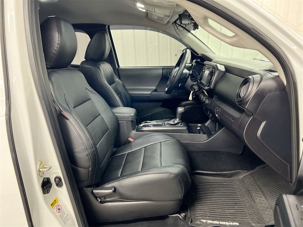 2017 Toyota Tacoma SR